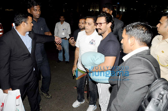 aamir khan and shilpa shetty snapped at the airport 3