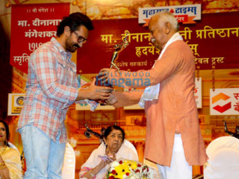 Aamir Khan honoured at 75th Dinanath Mangeshkar Awards