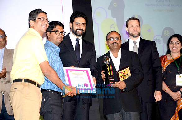 abhishek bachchan graces green heroes film festival 2