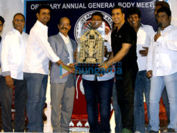 Akshay Kumar launches the insurance scheme for movie stunt men