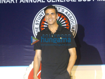 Akshay Kumar launches the insurance scheme for movie stunt men