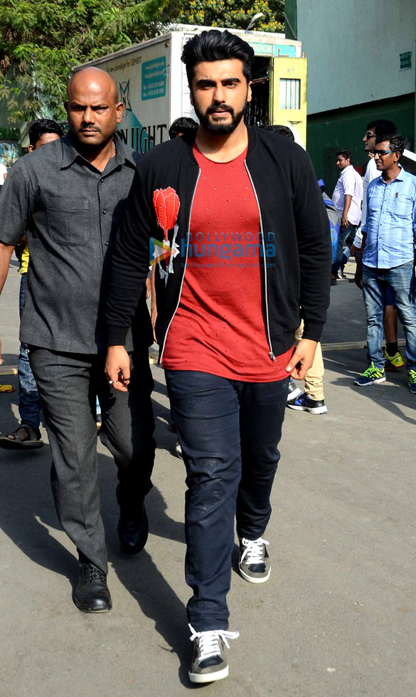 arjun kapoor shraddha kapoor mohit suri snapped at half girlfriend promotions 6