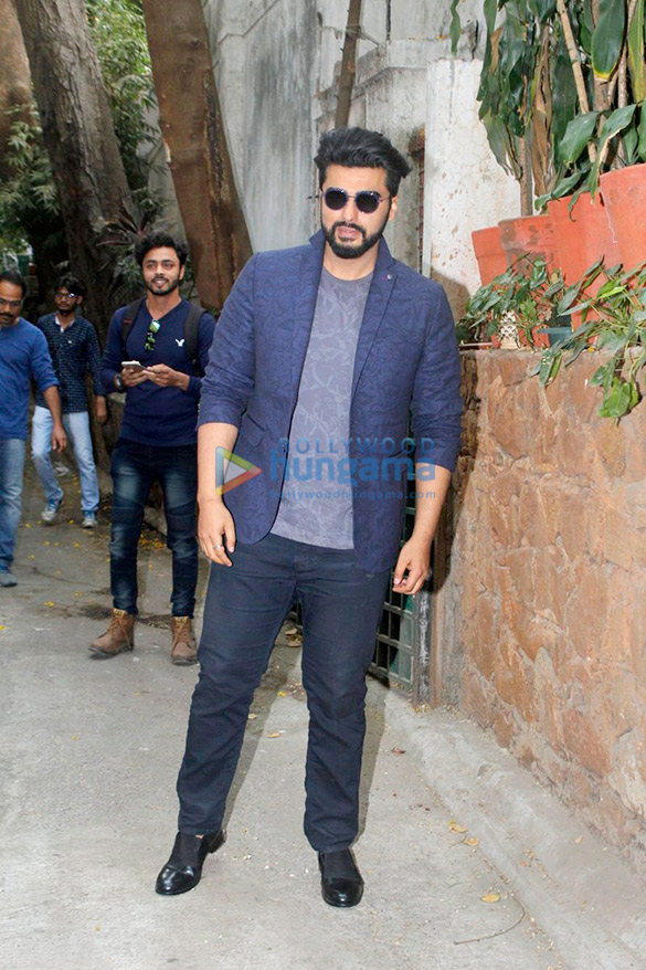 Arjun Kapoor snapped promoting his film ‘Half Girlfriend’ Arjun Kapoor snapped promoting his film ‘Half Girlfriend’
