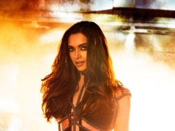 Raabta Title Track Featuring THE SMOKING HOT Deepika Padukone