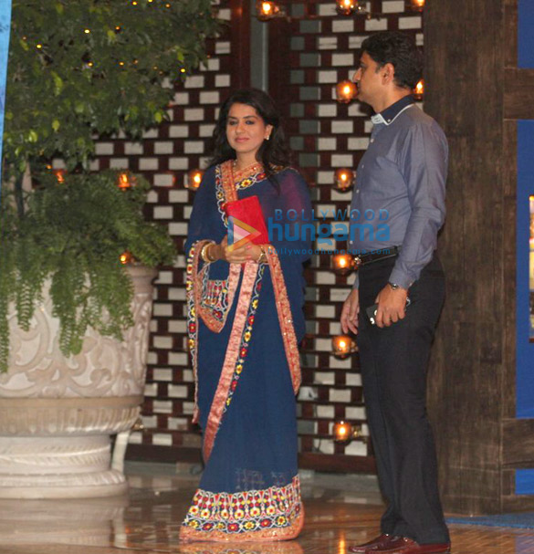 deepika padukone john abraham sachin tendulkar and more grace 10 year celebrations of mumbai indians 8