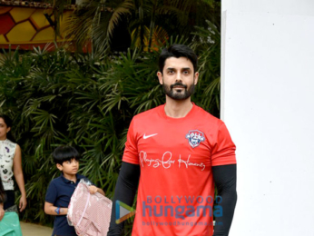 Farhan Akhtar and Amit Gaur snapped at Otters Club for Volleyball match