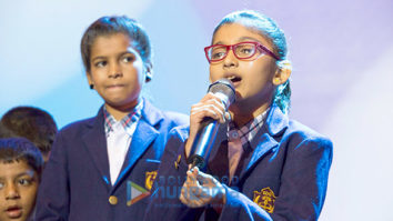 Movie still from the Movie Hindi Medium