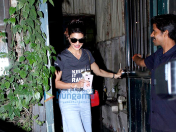 Jacqueline Fernandez snapped post dinnner at Pali Village Cafe