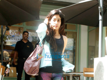 Jhanvi Kapoor snapped post lunch at Sequel Bistro