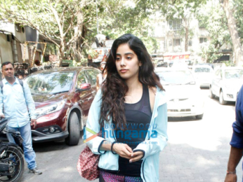 Jhanvi Kapoor snapped post lunch at Sequel Bistro