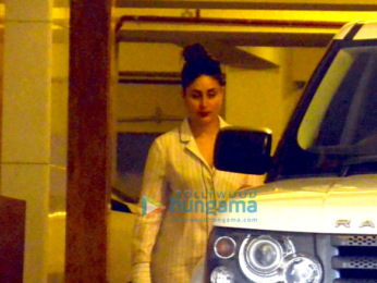 Kareena Kapoor Khan snapped below her home in Bandra