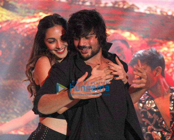 kiara advani and mustafa burmawalla perform at a charity show for ngo 1