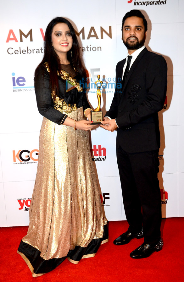 krishika lulla farah khan ali and amruta fadnavis honoured with the i am woman awards 2