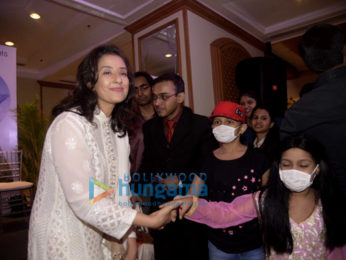 Manisha Koirala and Priya Dutt grace 'Nargis Dutt Foundation's event for a good cause