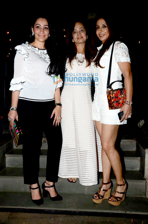 Manyata Dutt and close friends snapped post dinner at The Korner House Manyata Dutt and close friends snapped post dinner at The Korner House