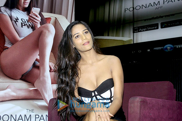 poonam pandey launches her app 4