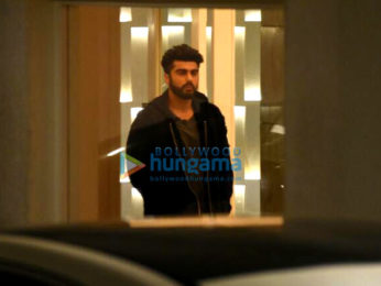 Ranbir Kapoor, Arjun Kapoor, Sidharth Malhotra & Alia Bhatt visit Karan Johar's house