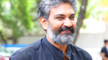 SS Rajamouli gifts Prabhas the Bahubali armour