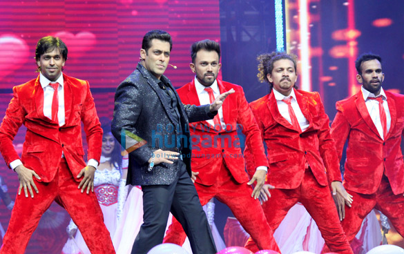 salman khan at the dabangg tour in auckland new zealand 13