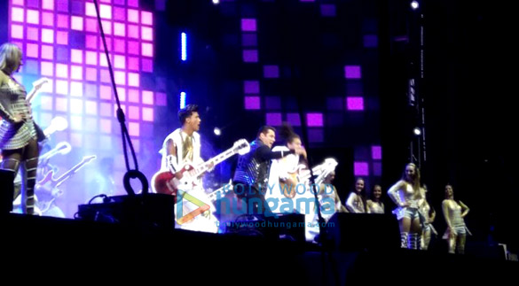 salman khan rehearsing for dabangg tour hungama in hong kong 3