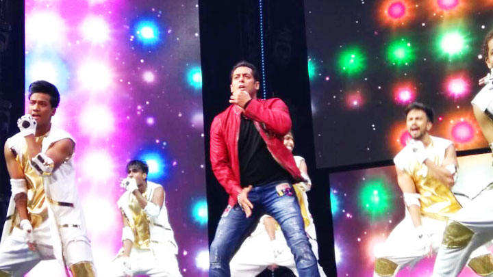 Salman Khans Best Moments From Melbourne Dabangg Tour Hungama Bollywood Hungama