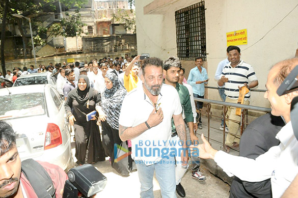 sanjay dutt makes a court appearance in noorani case 3