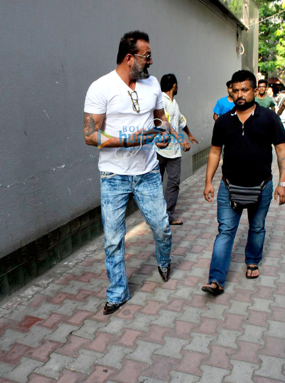 sanjay dutt snapped at vishesh films office 6