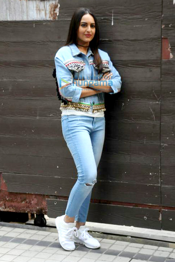 sonakshi sinha snapped at noor promotions 1