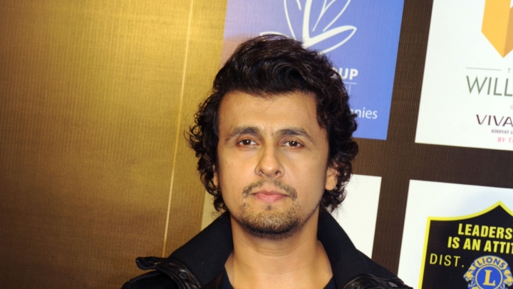 “Twitter Pe Baithke Bolna We Should Attack Pakistan, Halwa Hai Kya?”: Sonu Nigam “Twitter Pe Baithke Bolna We Should Attack Pakistan, Halwa Hai Kya?”: Sonu Nigam