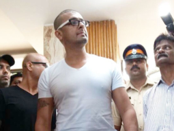 Sonu Nigam’s Bald Look; Shaves His Head As Promised