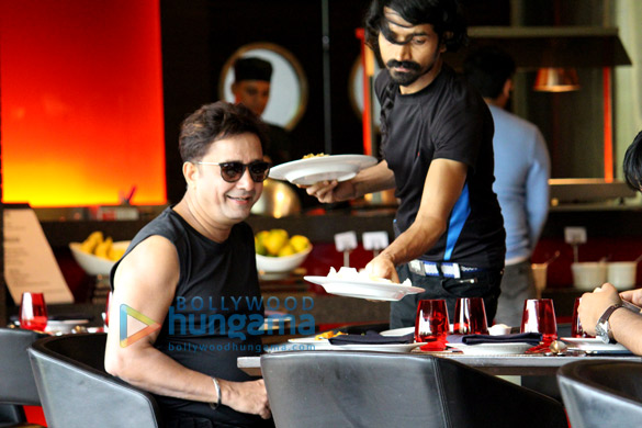 sukhwinder singh performs at the under 19 football tournament at the india gate 4