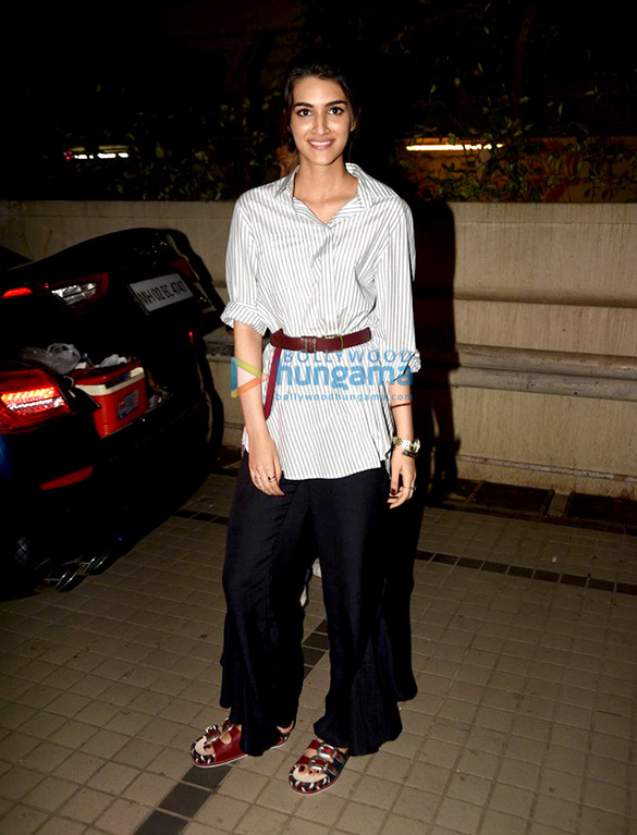 sushant singh rajput and kriti sanon snapped promoting their film raabta 4