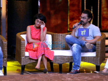Aamir Khan and the 'Dangal' girls Fatima Sana Sheikh and Sanya Malhotra snapped on the sets of Sa Re Ga Ma