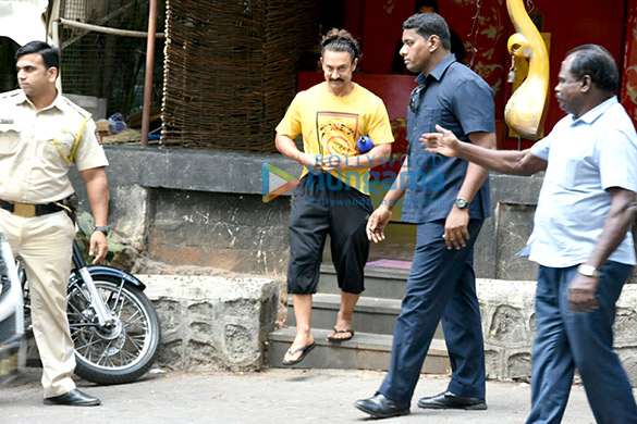 aamir khan snapped post spa session 3