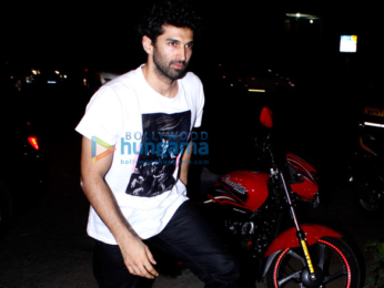 Aditya Roy Kapur and Parineeti Chopra visits Bastian for dinner