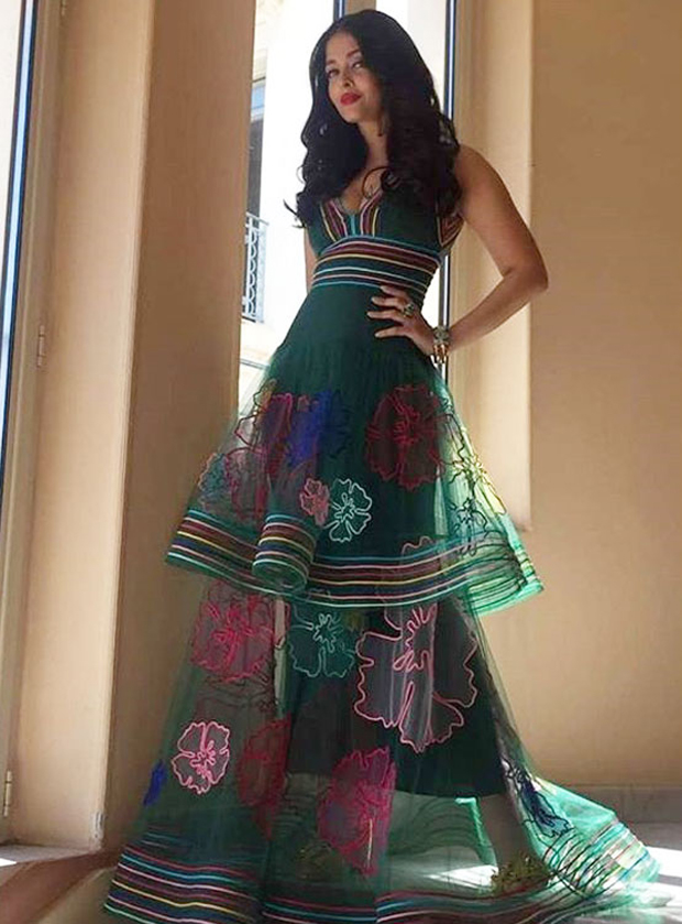 Aishwarya Rai Salman Khan Sex Sexy Video - HOT: Aishwarya Rai Bachchan is redefining beauty and grace in a sheer  multi-layered gown at Cannes 2017 : Bollywood News - Bollywood Hungama