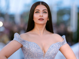 WOW! Aishwarya Rai Bachchan looks like Disney Princess in powder blue ball gown at the red carpet of Cannes 2017
