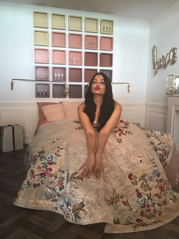 Aishwarya Rai Bachchan looks regal in this floral gown at Cannes 2017-2