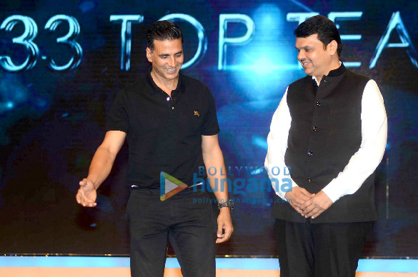 akshay kumar graces the transform maharashtra initiative launch by devendra fadnavis 2