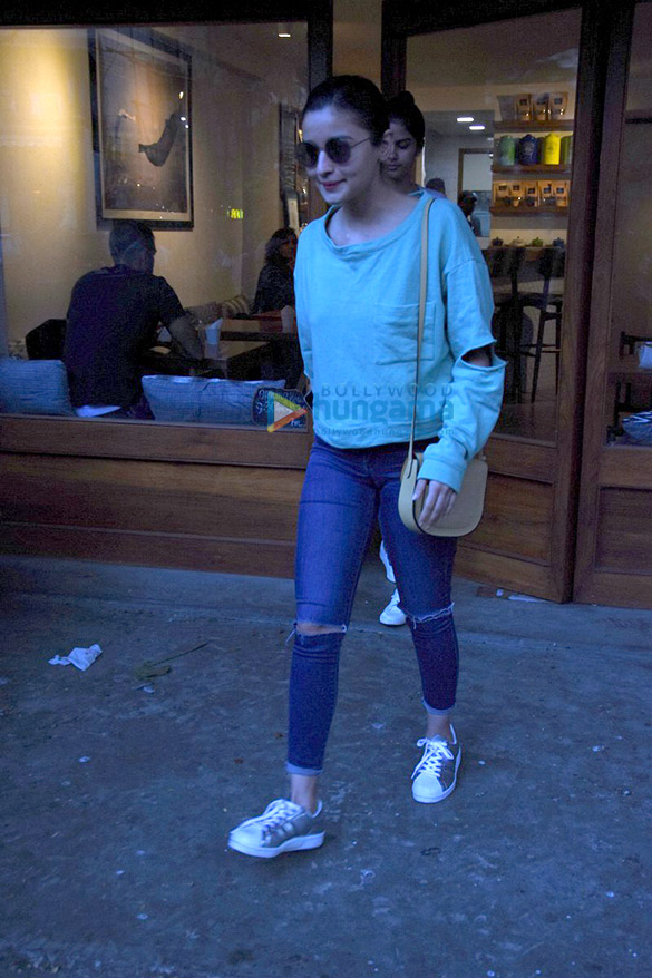 alia bhatt snapped post meeting at sequel 5