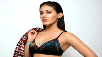Celebrity Photos of Amyra Dastur