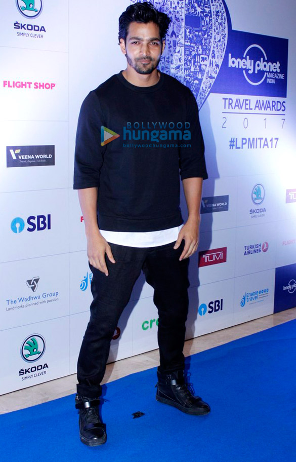 arjun kapoor pooja hegde and many more at lonely planet awards 5