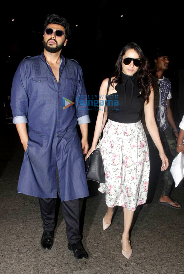 Arjun Kapoor and Shraddha Kapoor arrive from Kolkata Arjun Kapoor and Shraddha Kapoor arrive from Kolkata