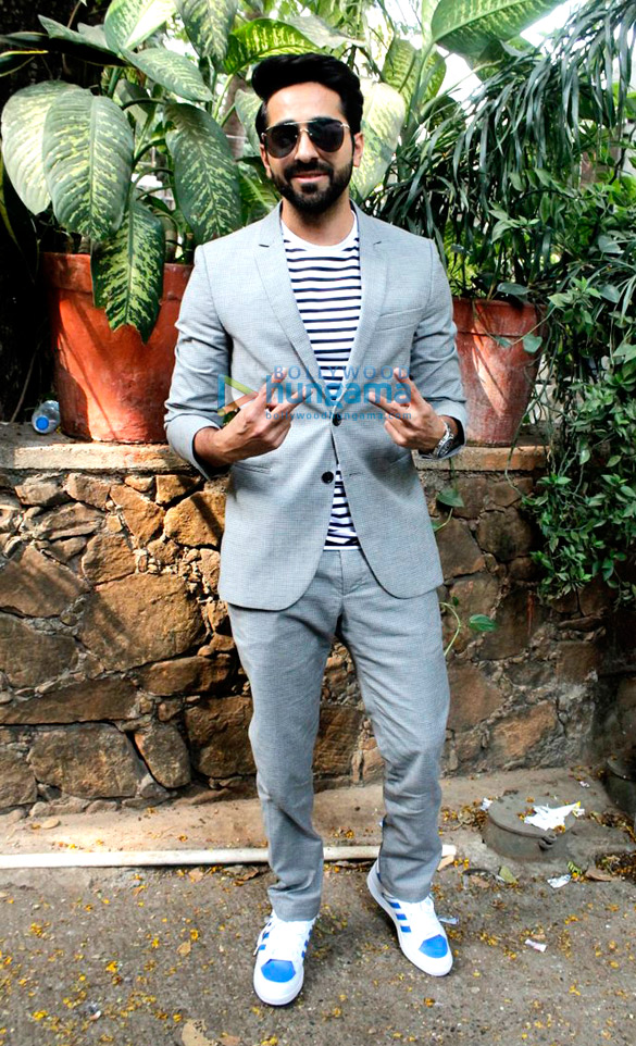 ayushmann and parineeti snapped promoting meri pyaari bindu 2