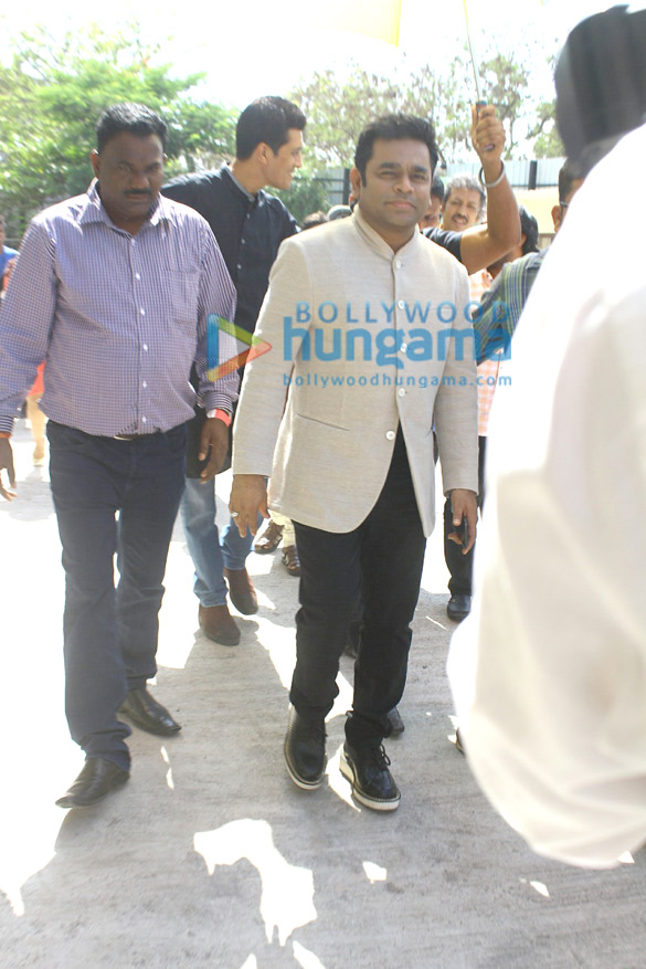 boney kapoor and ar rahman snapped promoting the film mom on zee lil champs 8
