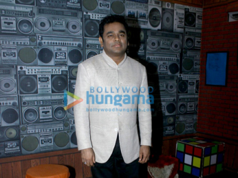 Sridevi and AR Rahman snapped promoting the film 'Mom' on Zee Lil champs