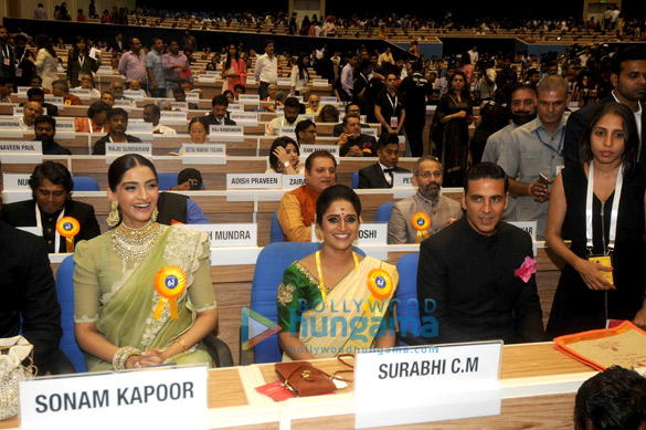 celebs grace 64th national awards 12