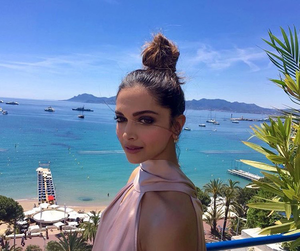 Deepika Padukone sizzles in a satin dress at Cannes 2017-2