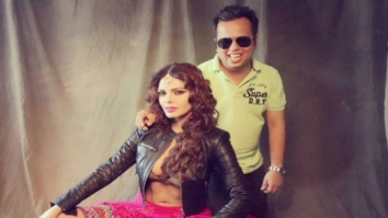 HOT! Sizzling Sherlyn Chopra poses in sexy choli and jacket