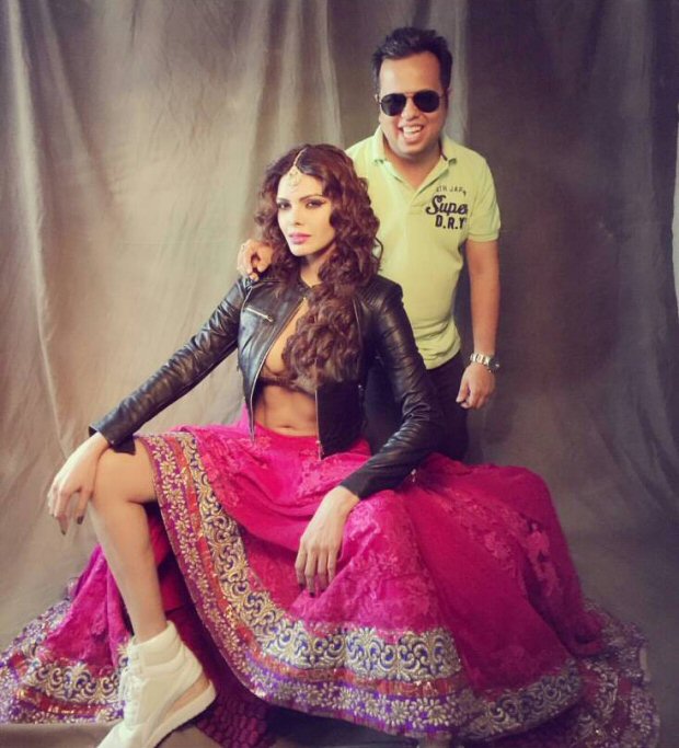 HOT! Sizzling Sherlyn Chopra poses in sexy choli and jacket